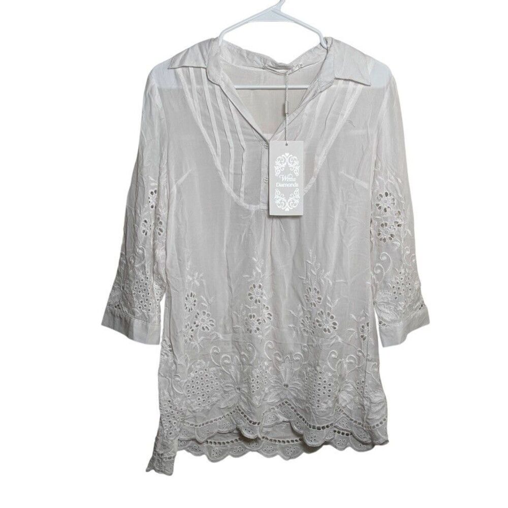 White Diamonds Blouse Women's Medium Emrboidered V-Neck Ivory Shirt NWT